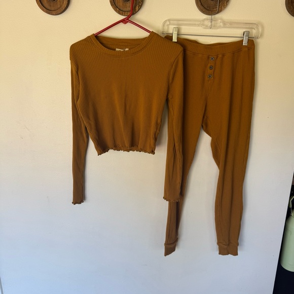Madewell mustard Brown Ribbed Long Sleeve Top and Pants pajama Set size medium - Picture 1 of 8